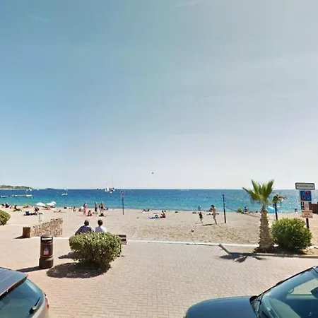 Apartment Terrasse Bleue: With Pool Frejus