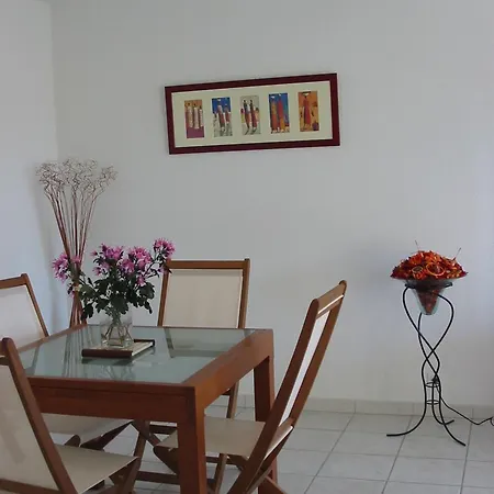 Avec Terrasse A Frejus, 70 M², Piscine Partagee Daire