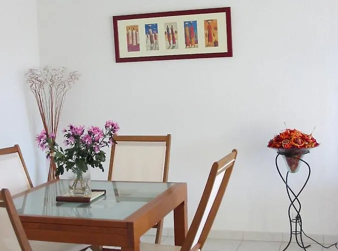 Avec Terrasse A Frejus, 70 M², Piscine Partagee
