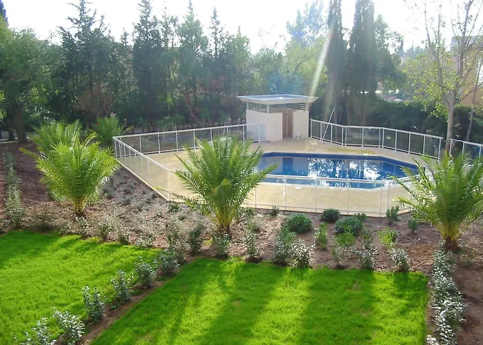 شقة Avec Terrasse A Frejus, 70 M², Piscine Partagee